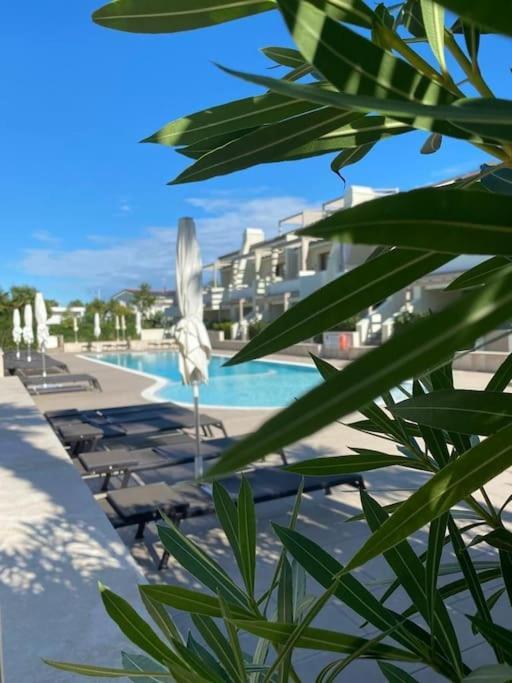 Residence Jesolo Lido Centro Con Piscina Exterior photo